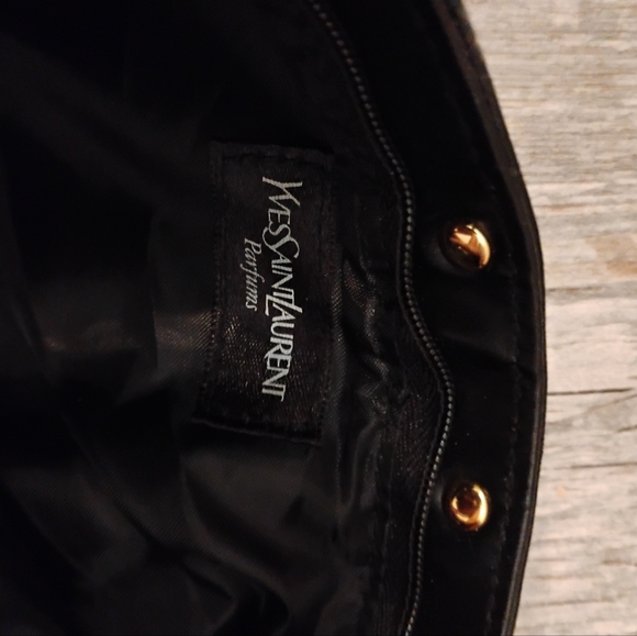 Yves Saint Laurent Parfum Bag Black - Picture 4 of 4